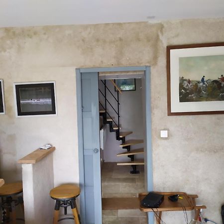 Petit Saint Hubert 1 A 4 Personnes Bed and Breakfast Velles  Buitenkant foto